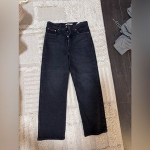 Levi’s Ribcage Straight Jeans